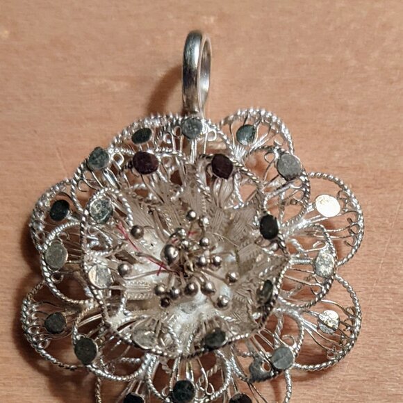 Silver Filigree Pendant - Picture 2 of 2